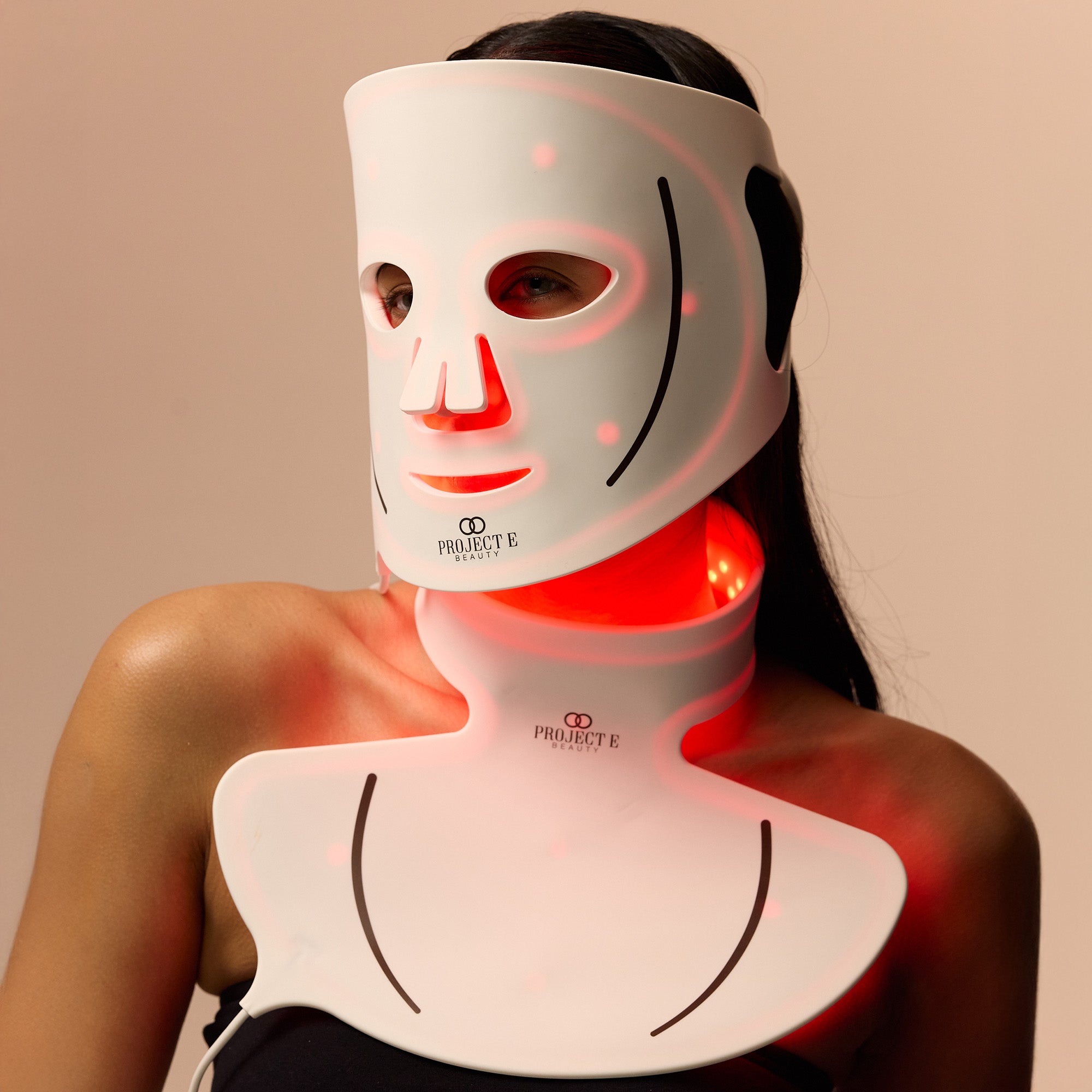 Anti-aging red light mask with neck panel on woman